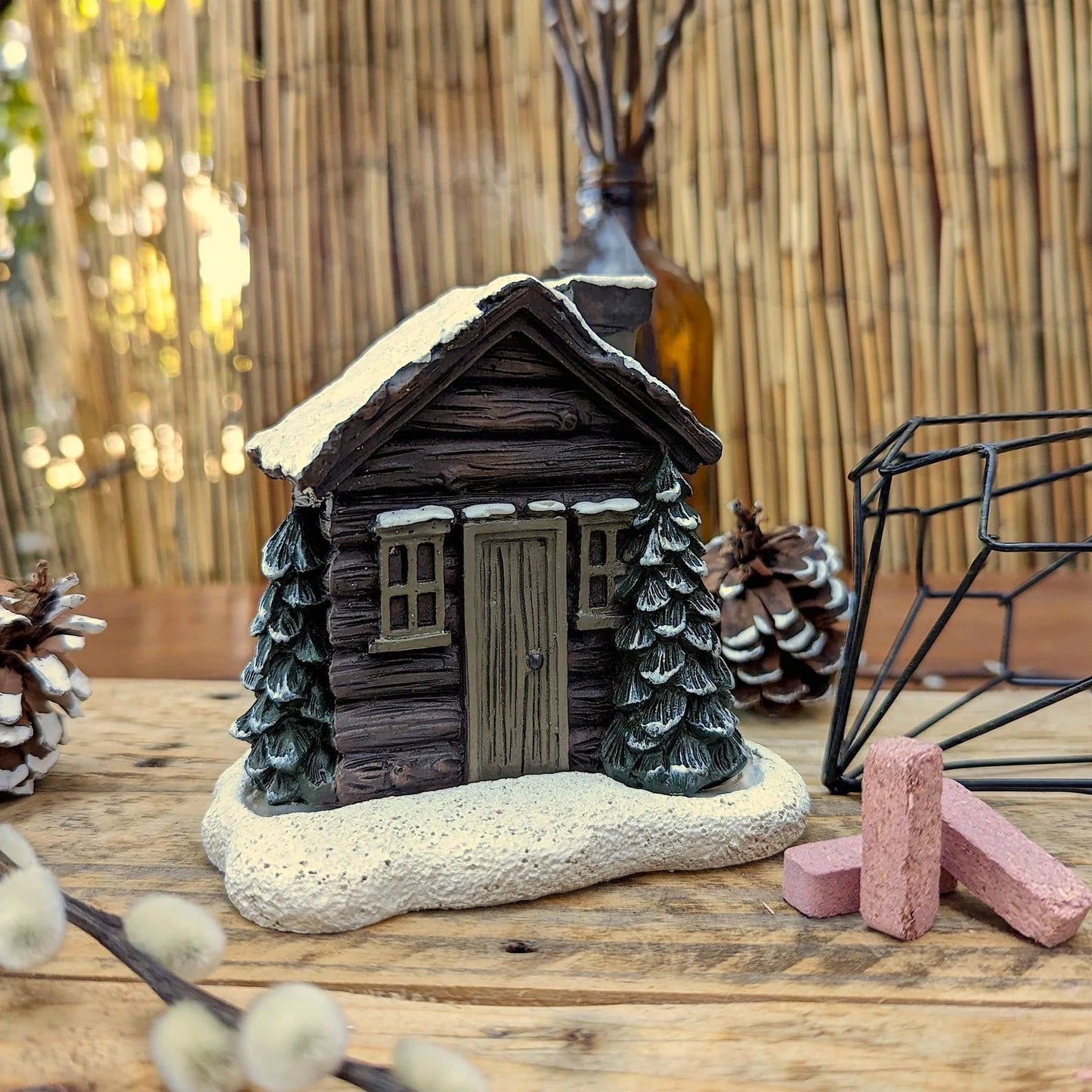 🎄Log Cabin Snowy Winter Incense Cone Burner