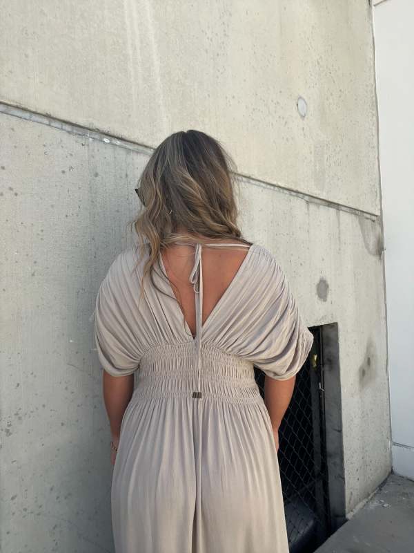 NEW IN 💗 SLIT V-NECK EFFORTLESS MAXI LONG DRESS