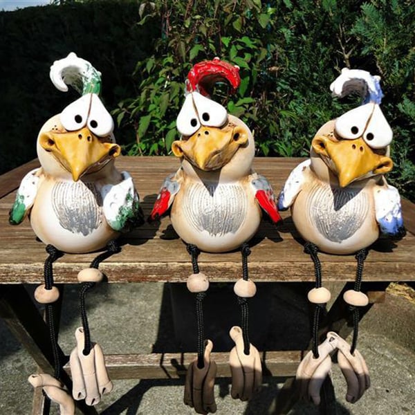 🔥Summer Day Pro 49% OFF🔥Funny 3 Resin Chickens-Garden Patio Decoration