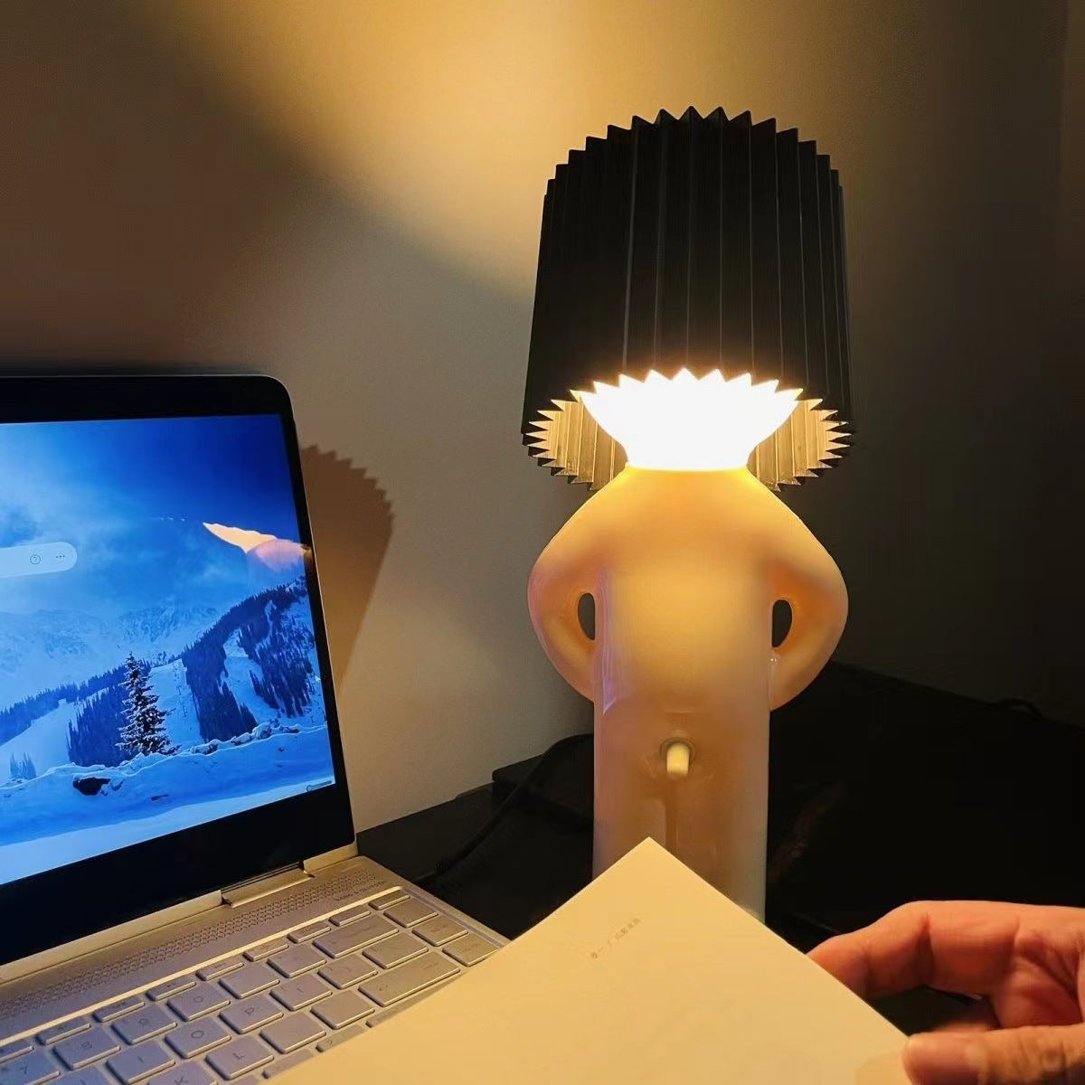 Creative MR P Kind of Shy Table Lamp Kind of Shy Boy Rogue Night Lamp